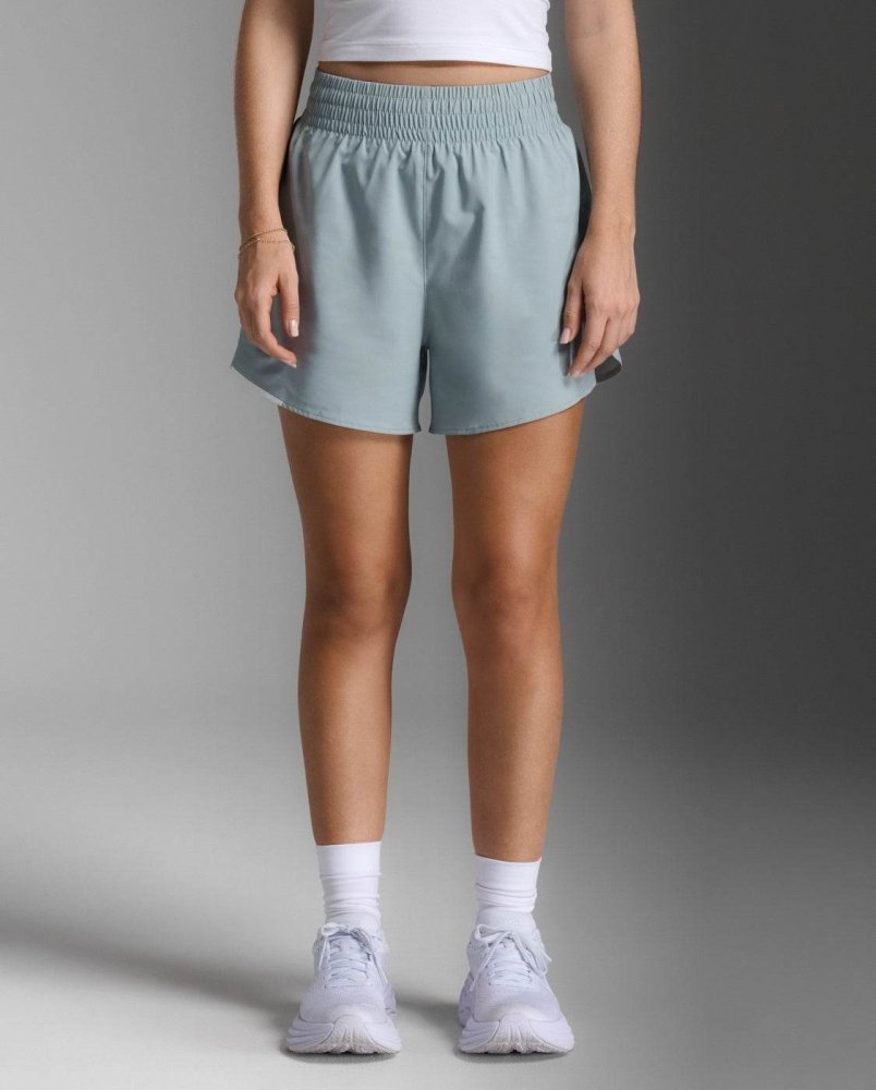2XU - AERO HI - RISE 4 INCH SHORTS Women - Rev Online