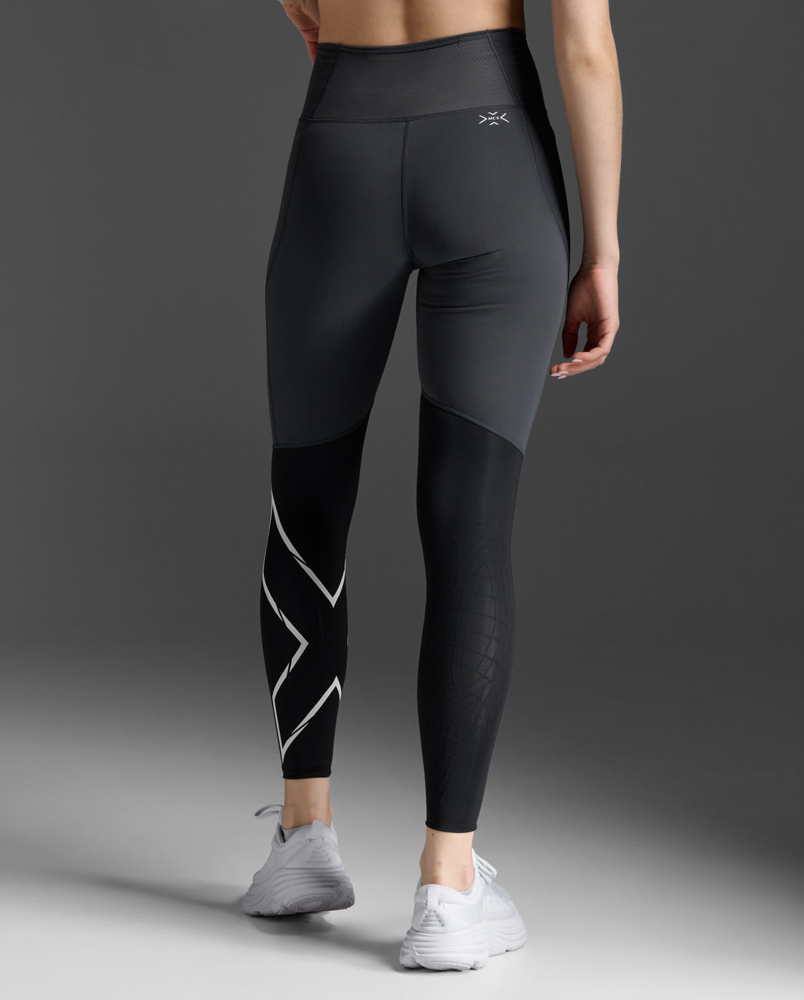 2XU-LIGHTSPEEDREACTHI-RISECOMPTGTS Women