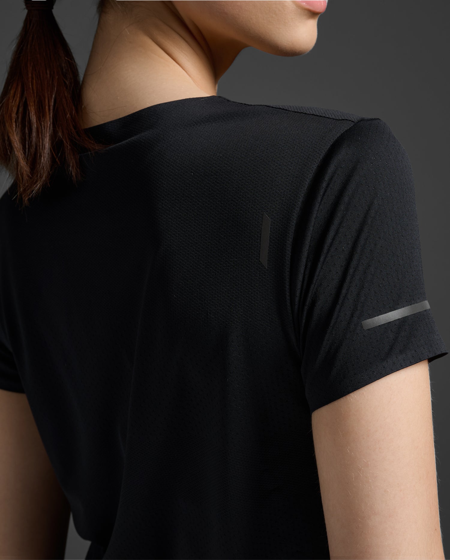 2XU-LIGHT SPEED TECH TEE Women