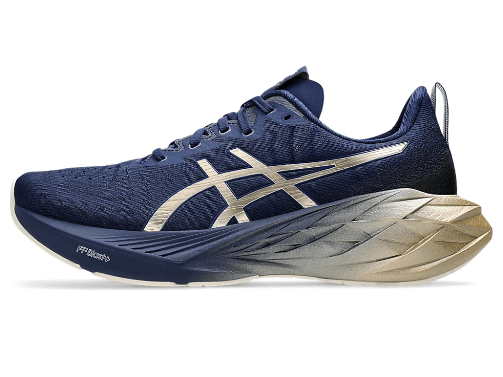 ASICS - NOVABLAST 4 PLATINUM Men - Rev Online