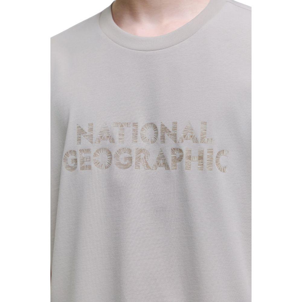 NATIONAL GEOGRAPHIC NEODY BIG LOGO BASIC FIT เสื้อยืดทีเชิ๊ตสำหรับผู้ชายและผู้หญิง - Rev Online