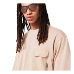 OAKLEY ROAM COMMUTER POCKET TEE เสื้อยืดทีเชิ๊ตผู้ชาย - Rev Online