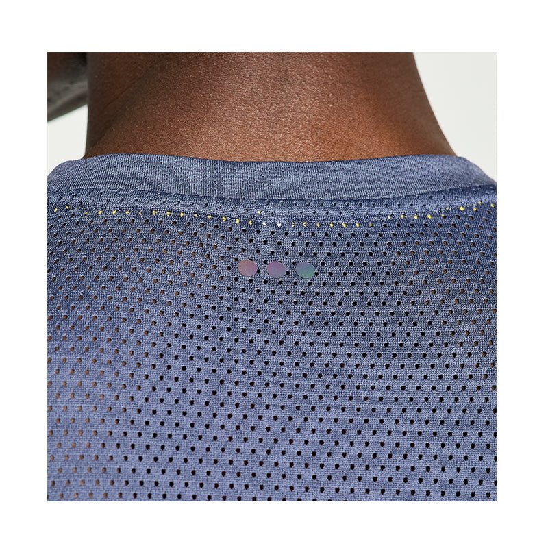 SAUCONY - ELEVATE SHORT SLEEVE Men - Rev Online